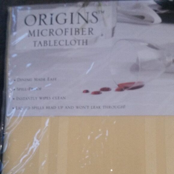 NWT Origins Microfiber Tablecloth - Picture 2 of 2